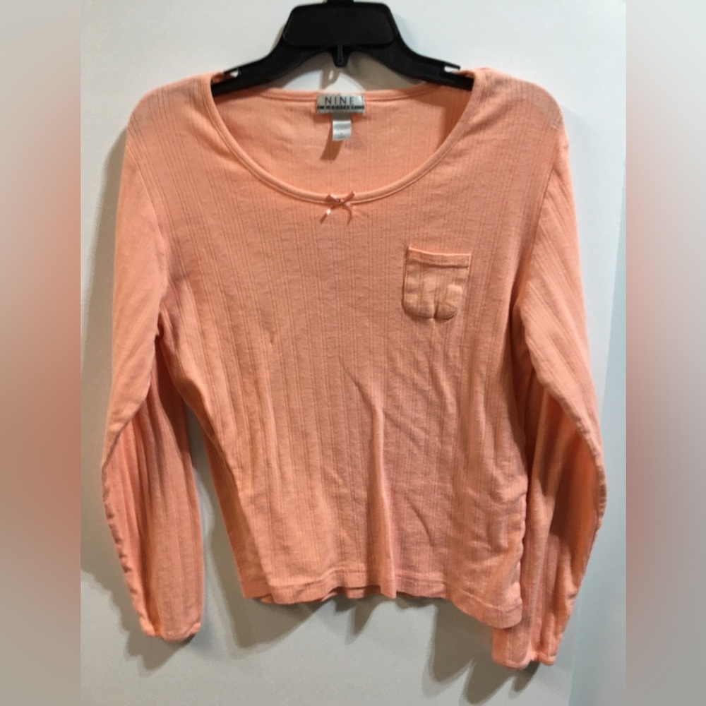 Nine & Company Women’s peach long sleeve shirt Large
